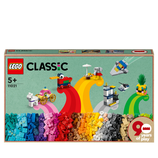 Lego Classic 90 vuotta leikkien lumoissa 011021