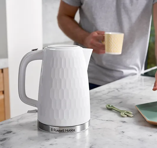 Russell Hobbs Honeycomb 2605070 - electric kettle, white, 1.7L