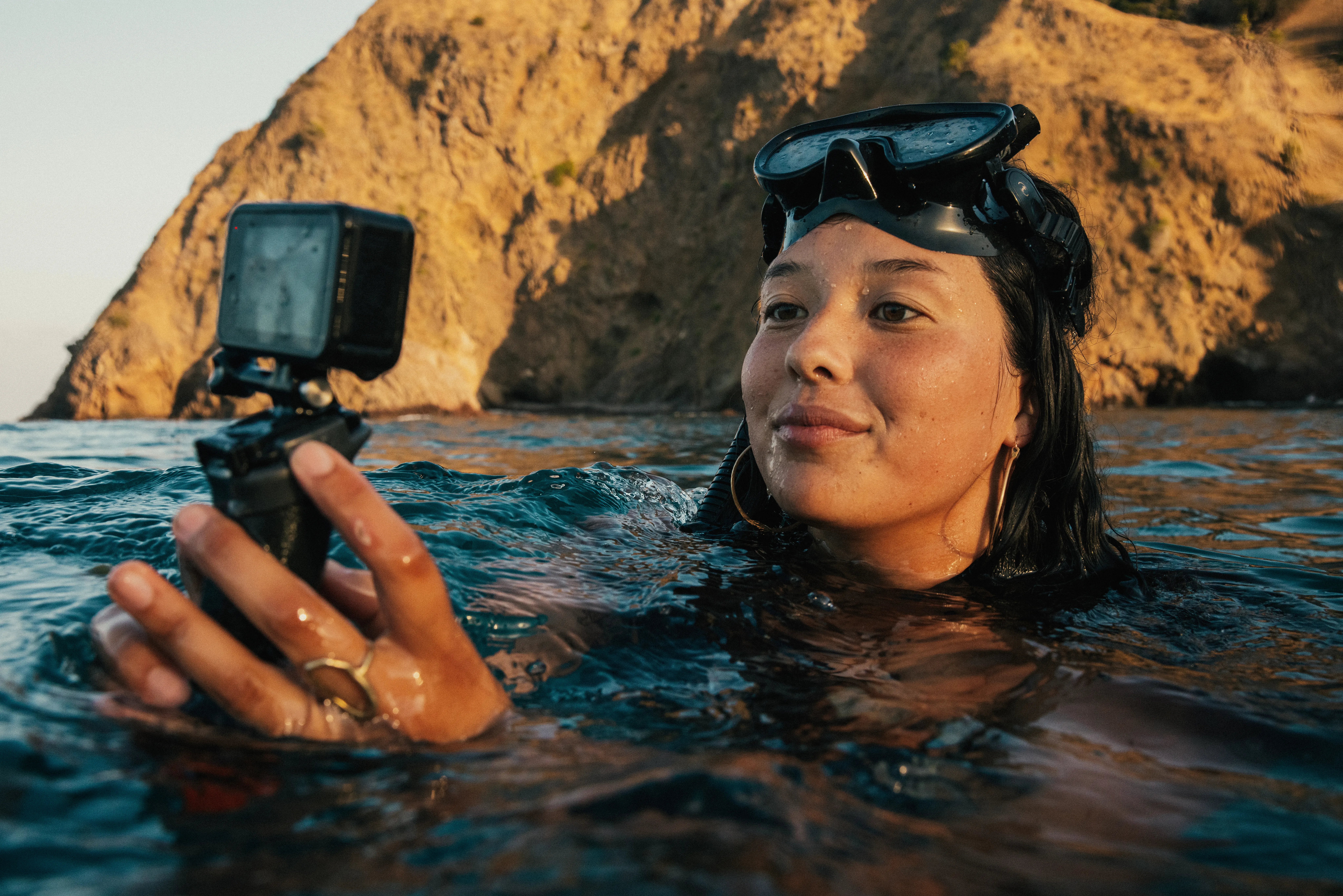 GoPro HERO11 - action sports camera, black