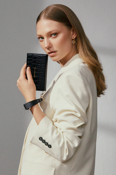 IDEAL SIGNATURE CLUTCH (IPHONE 11/XR JET BLACK CROCO)