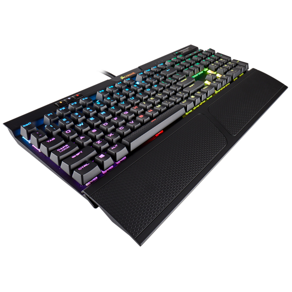 Corsair K70 RGB  RapidFire MK.2 Cherry MX Speed - Gaming keyboard