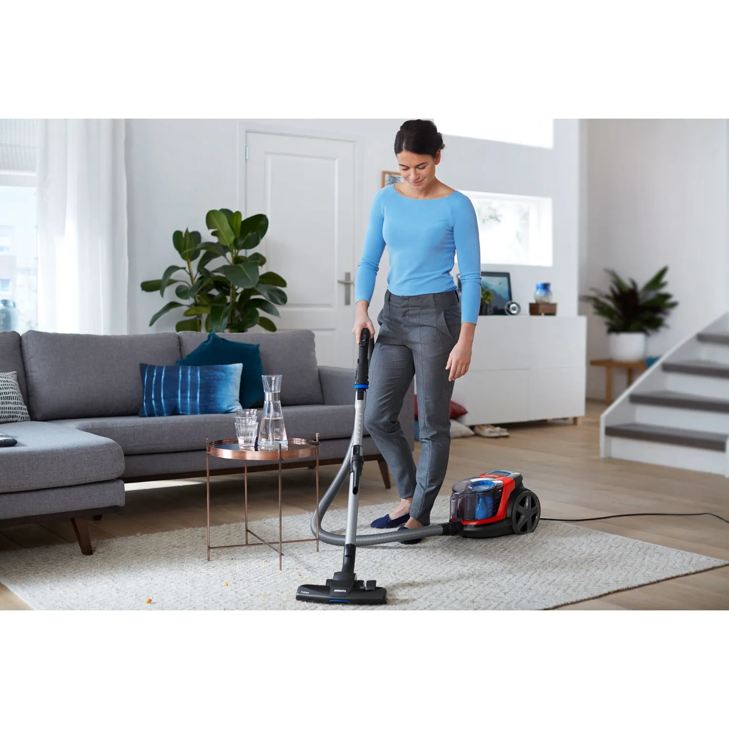 Philips PowerPro Compact Påslös - dammsugare