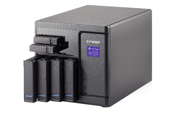 Qnap TVS-682-i3-8G