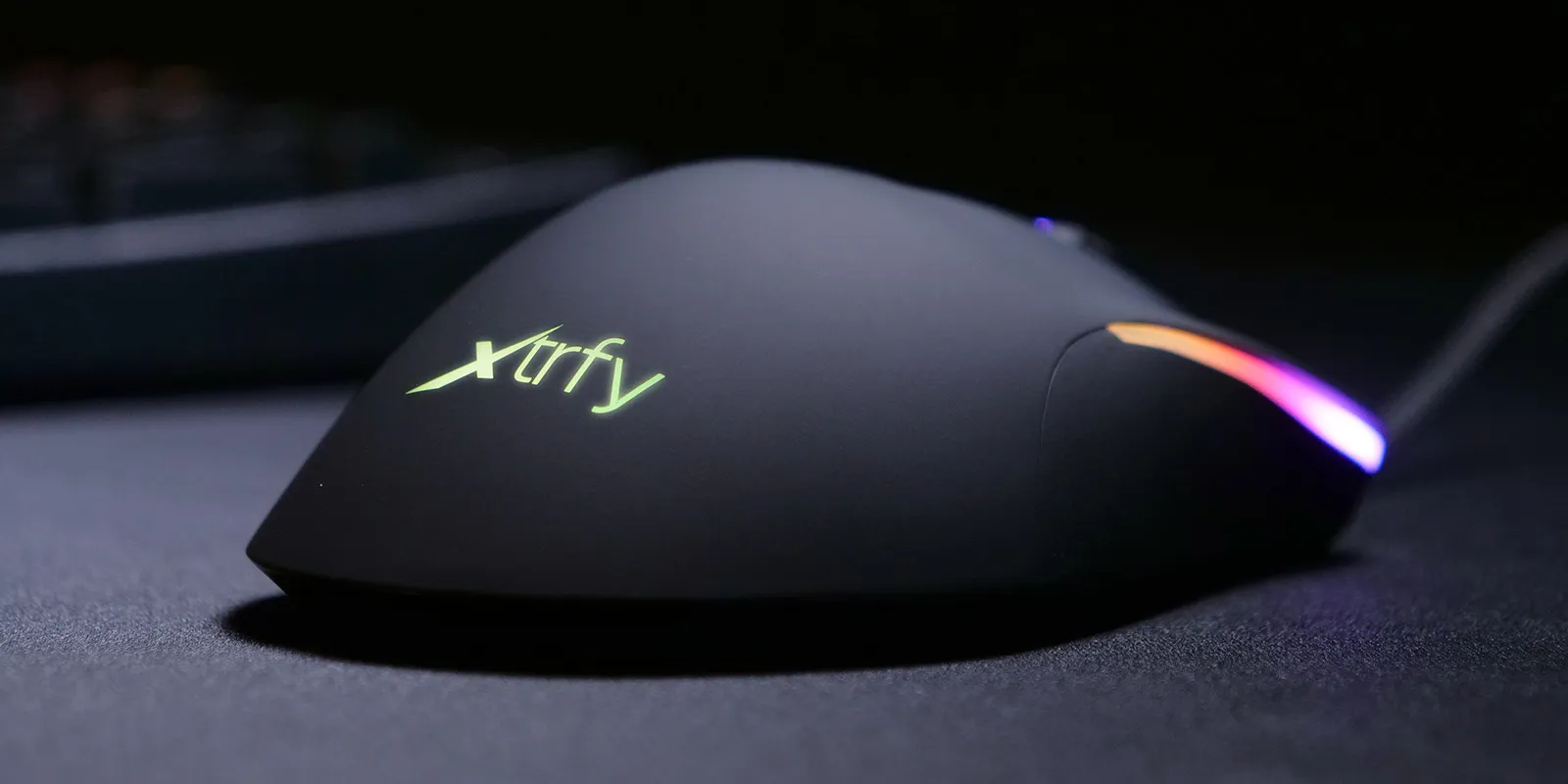 Xtrfy M1 RGB -pelihiiri, musta