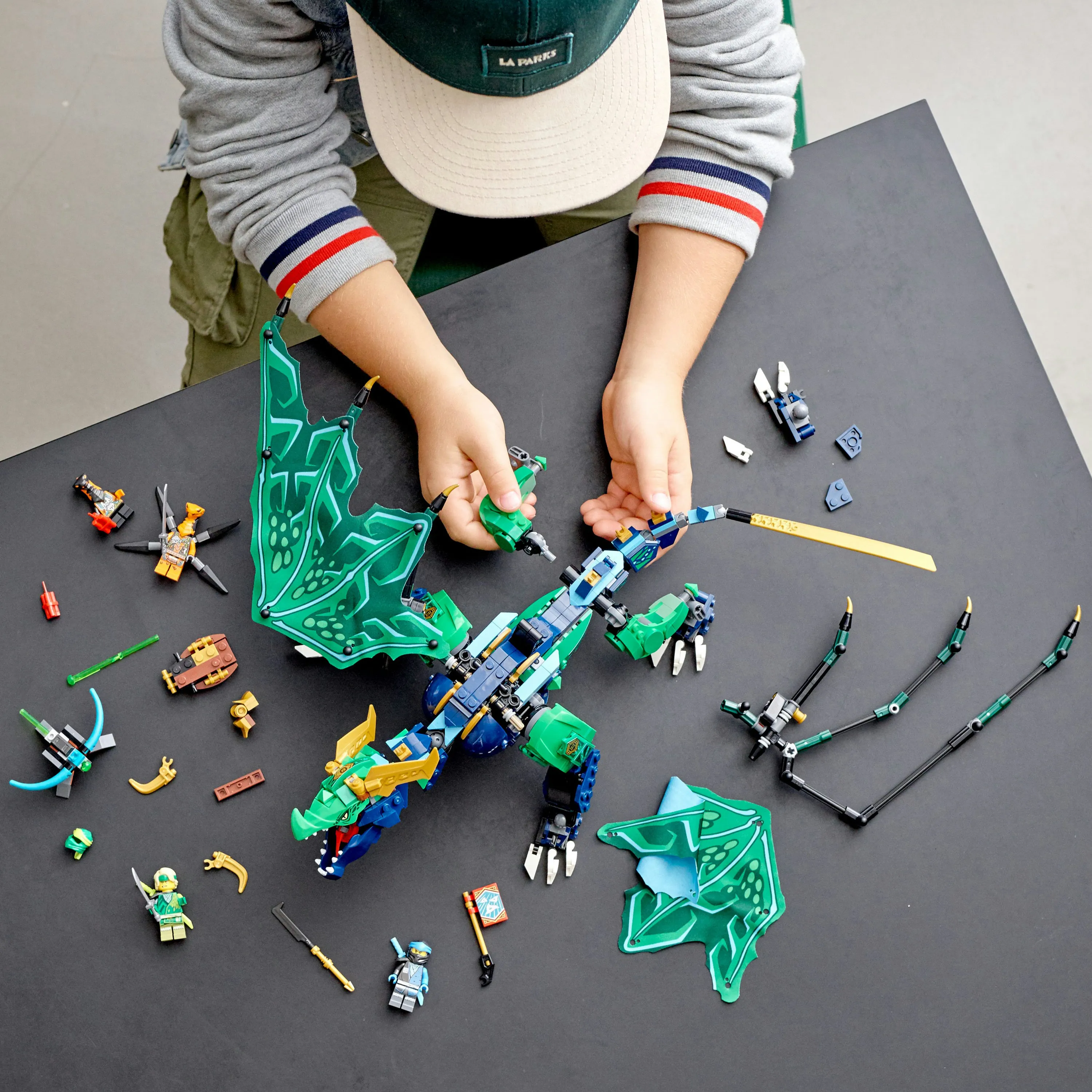 Lego Ninjago -Lloydin legendaarinen lohik&auml;&auml;rme 71766