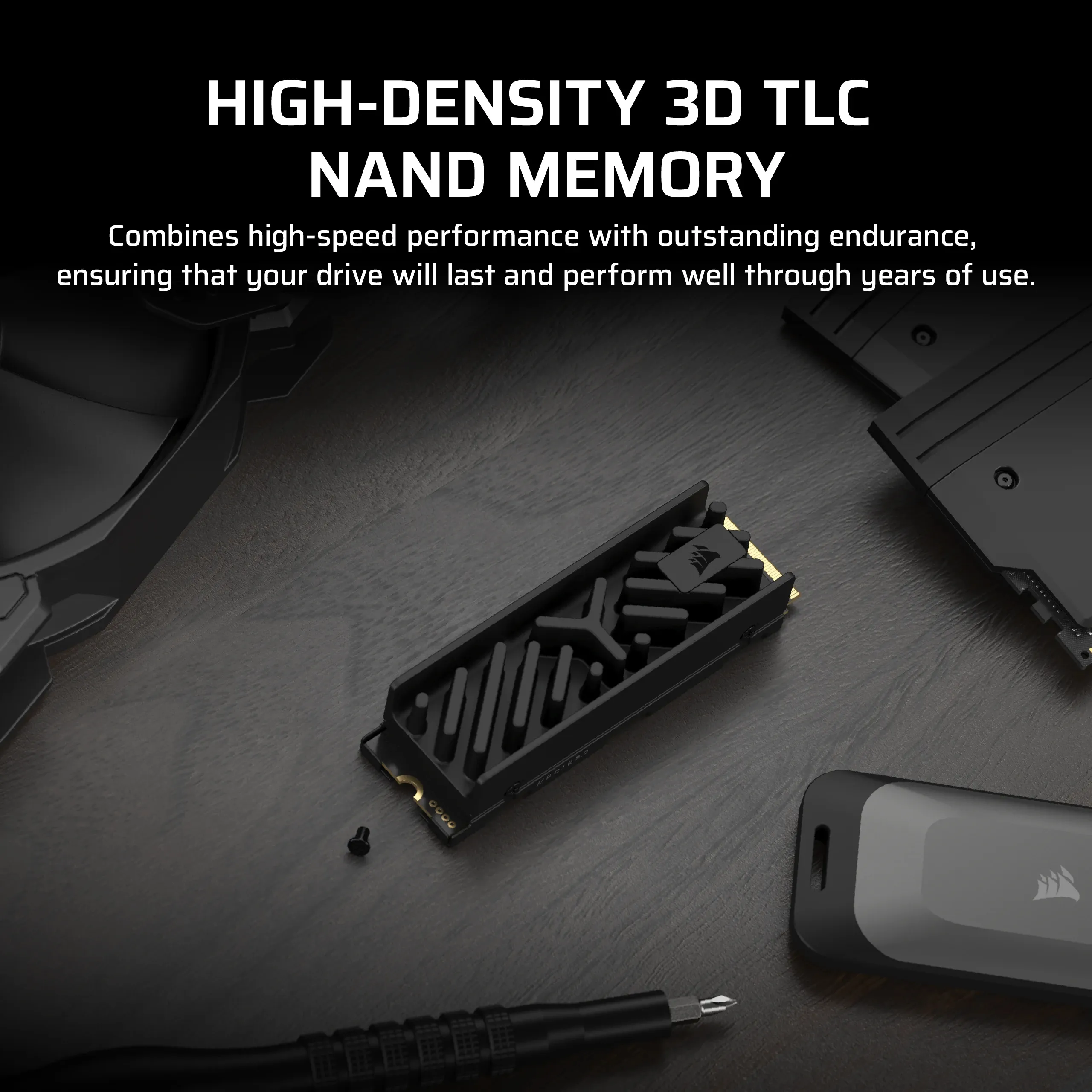 CORSAIR MP700 ELITE with Heatsink 2TB M.2 NVMe PCIe Gen. 5 x4 SSD