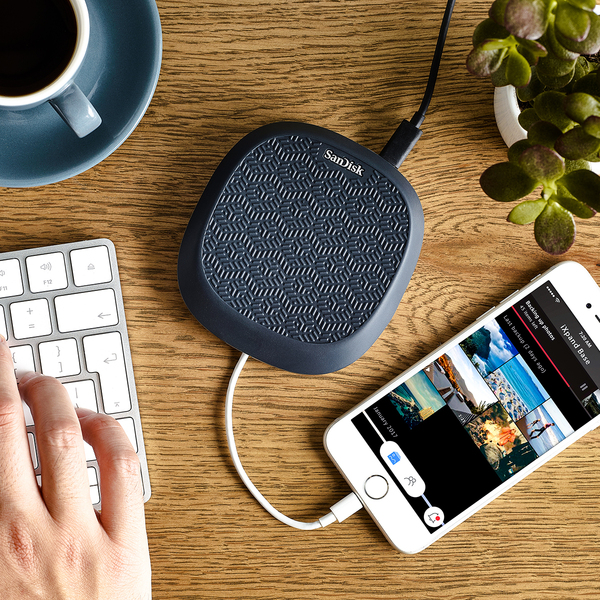 SANDISK iXpandTM Base 256GB EU adapter