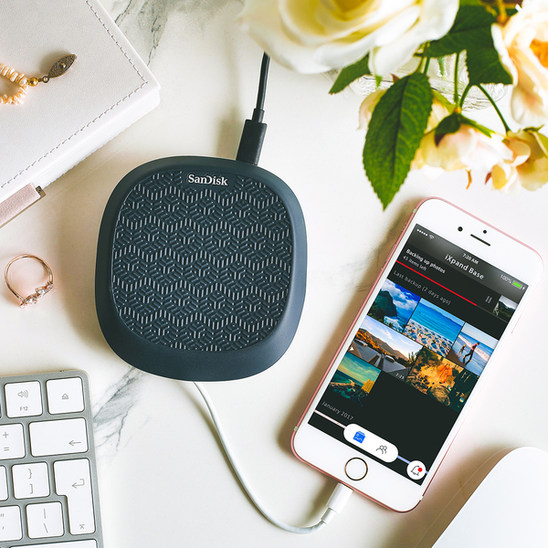 SANDISK iXpandTM Base 256GB EU adapter