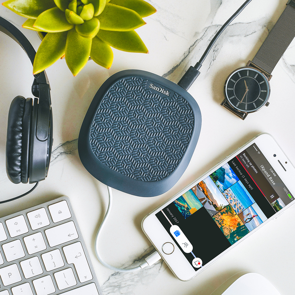 SANDISK iXpandTM Base 256GB EU adapter