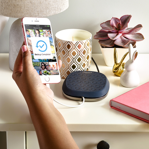 SANDISK iXpandTM Base 256GB EU adapter