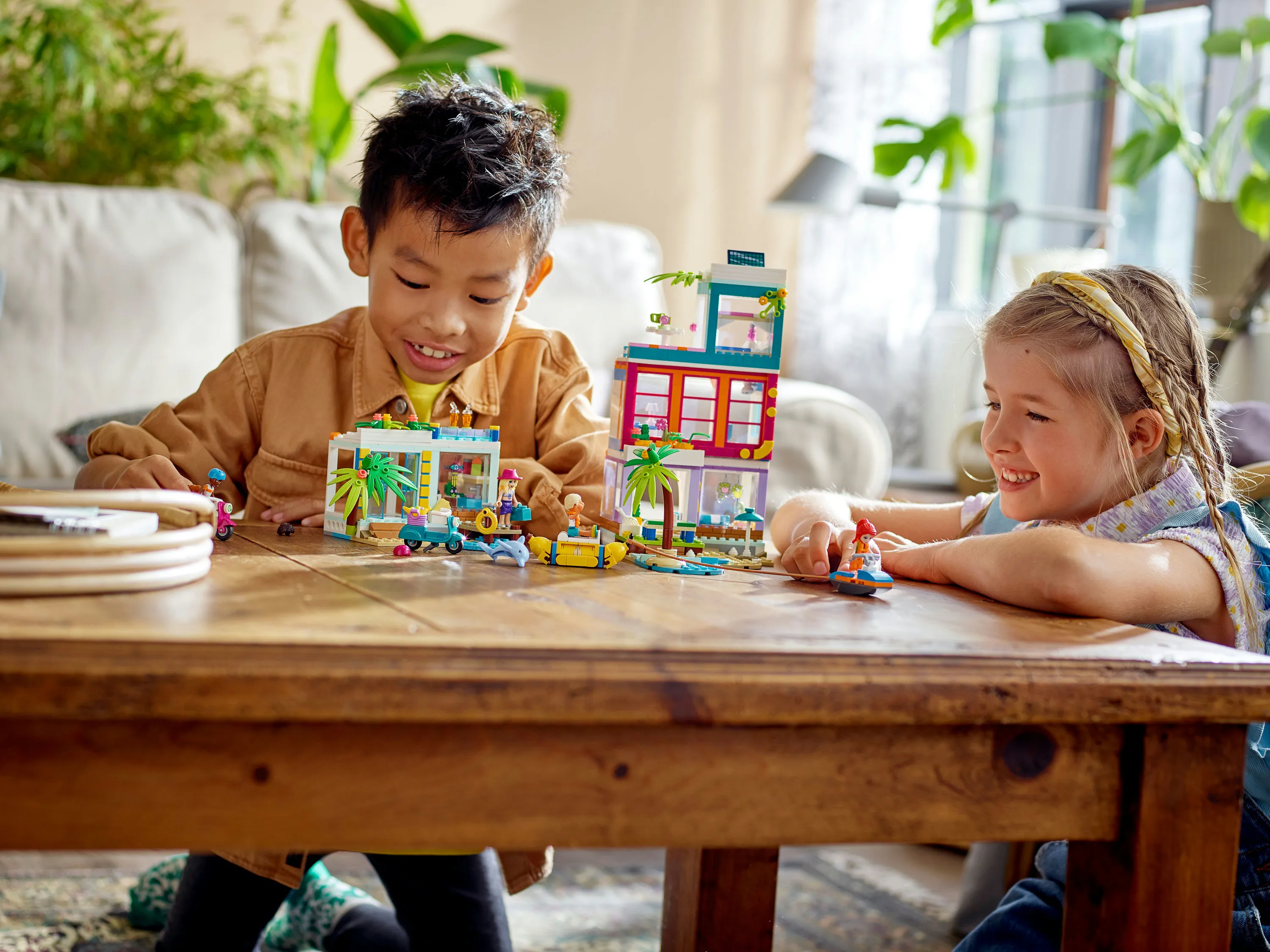 Lego Friends -Rantahuvila 41709