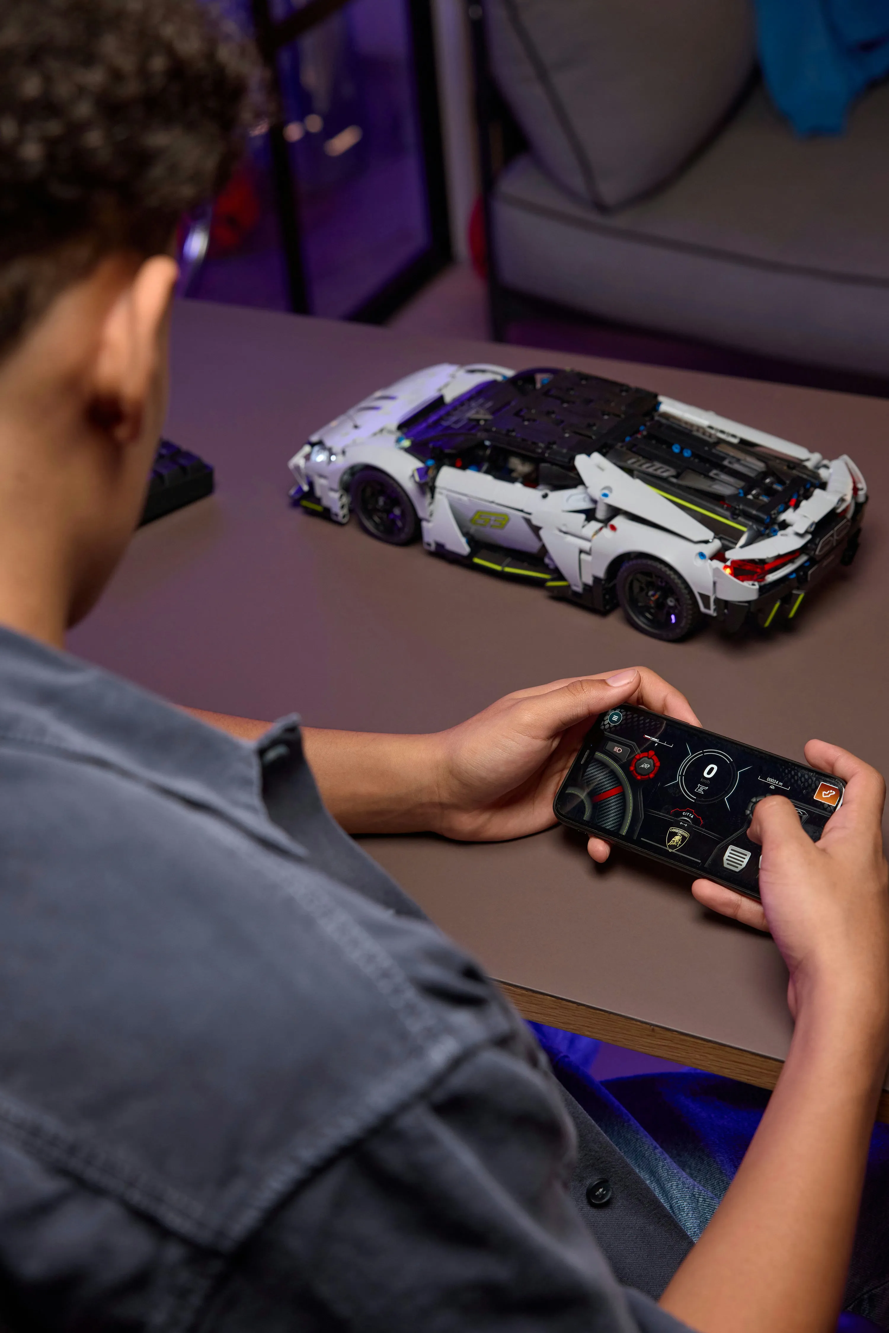 LEGO Technic Lamborghini Revuelto supersportbil 42214 LEGO Technic Lamborghini Revuelto supersportbil 42214