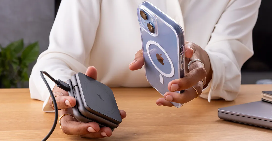 Epico Mag+ Foldable Wireless Charger  MagSafe compatible - space grey