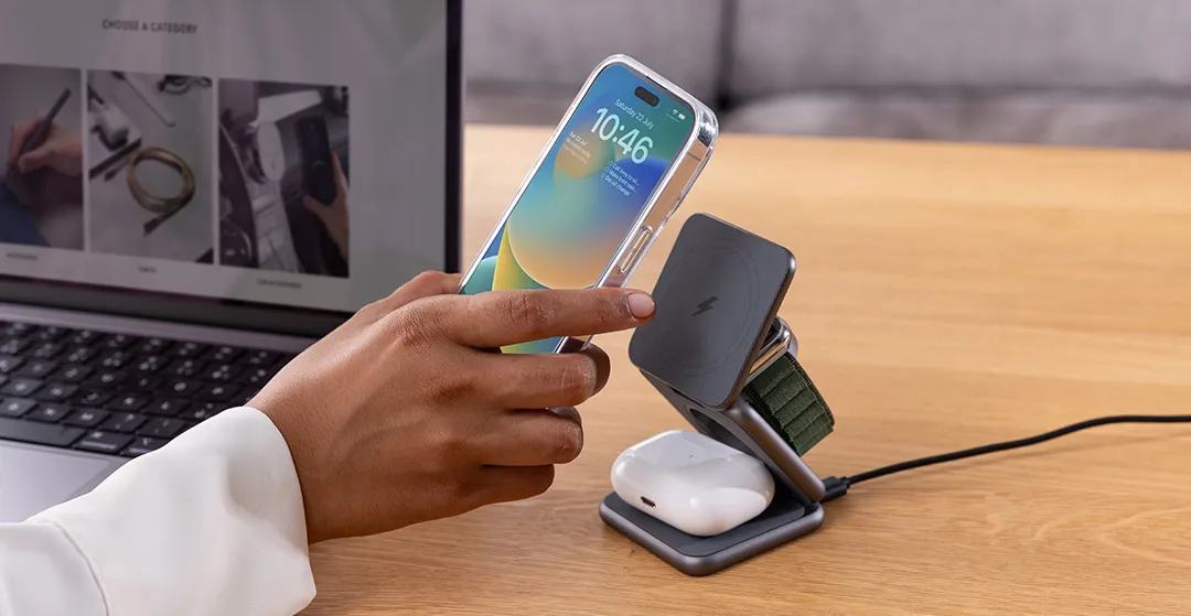 Epico Mag+ Foldable Wireless Charger  MagSafe compatible - space grey