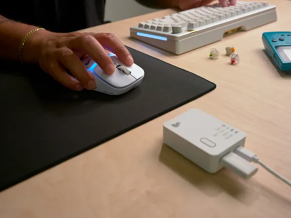 Glorious Model D3 Wireless Gaming Mouse, White Glorious Model D3 Wireless Gaming Mouse, White