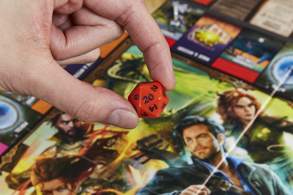 Hasbro Monopoly Dungeons and Dragons Movie -lautapeli (EN)