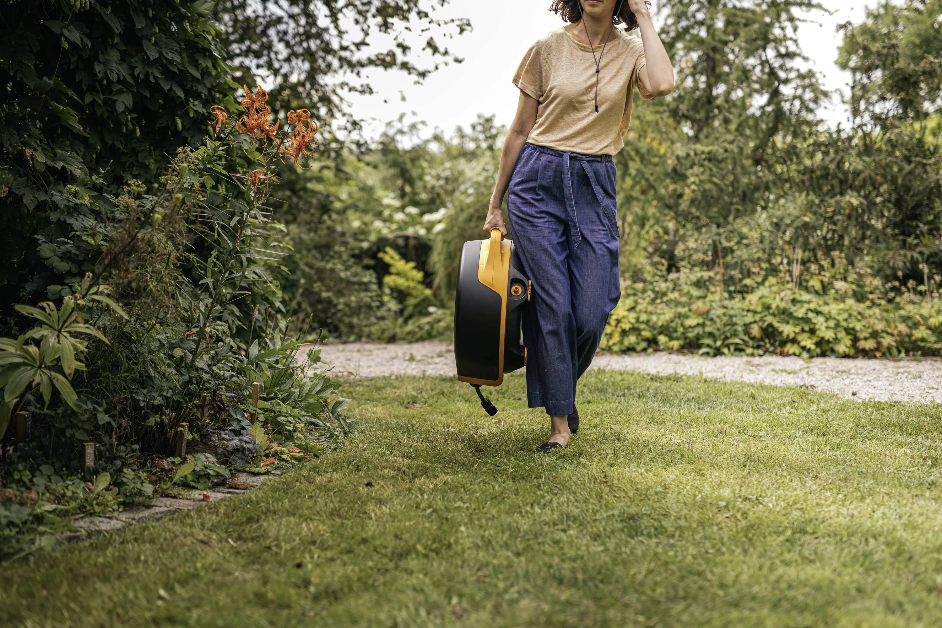 Fiskars X-series, XL - automaattinen k&auml;rrykastelukela, 20m