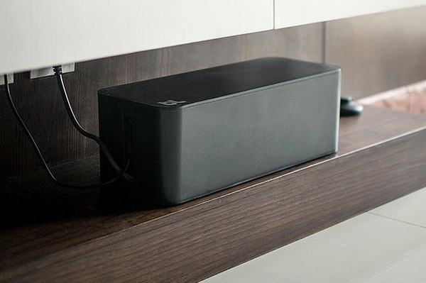 Bluelounge Cablebox, Blue