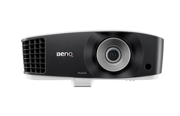 BENQ MU686 DLP projector 3.500AL WUXGA 1.920x1.200 20.000:1 16:10 3DviaHDMI MHL 2xHDMI 2xUSB D-SUB RS232 analog 1x2W white-black