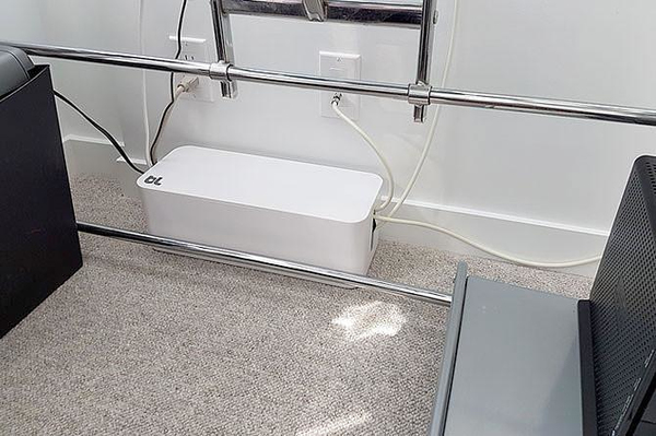 Bluelounge Cablebox, Blue