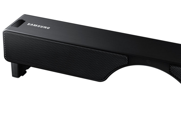 Samsung SE650 Series - LED-n&auml;ytt&ouml; - kaareva - 27&quot; - 1920 x 1080 Full HD (1080p) - VA - 300 cd/m&sup2; - 3000:1 - 4 ms - HDMI, DVI, DisplayPort - musta