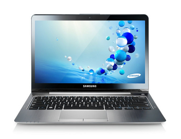 SAMSUNG NP540U3C i5-3317U 13.3inch SuperBright 300nit HD 4+2GB 500GB 5.4k +24GB SSD Intel HD Graphics TPM 4cell WIN8 Titan Silver