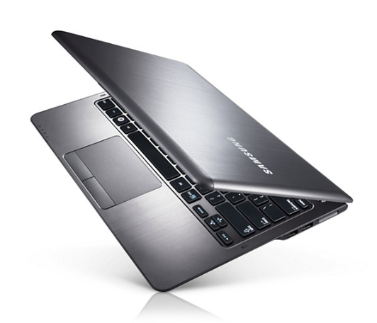 SAMSUNG NP540U3C i5-3317U 13.3inch SuperBright 300nit HD 4+2GB 500GB 5.4k +24GB SSD Intel HD Graphics TPM 4cell WIN8 Titan Silver