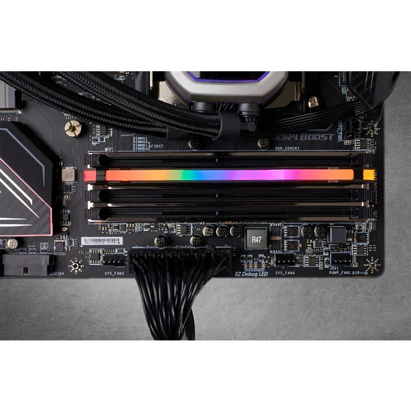 Corsair Vengeance Pro RGB 8 Gt (1 x 8 Gt) DDR4 3200 MHz, CL16 -muisti (XMP)