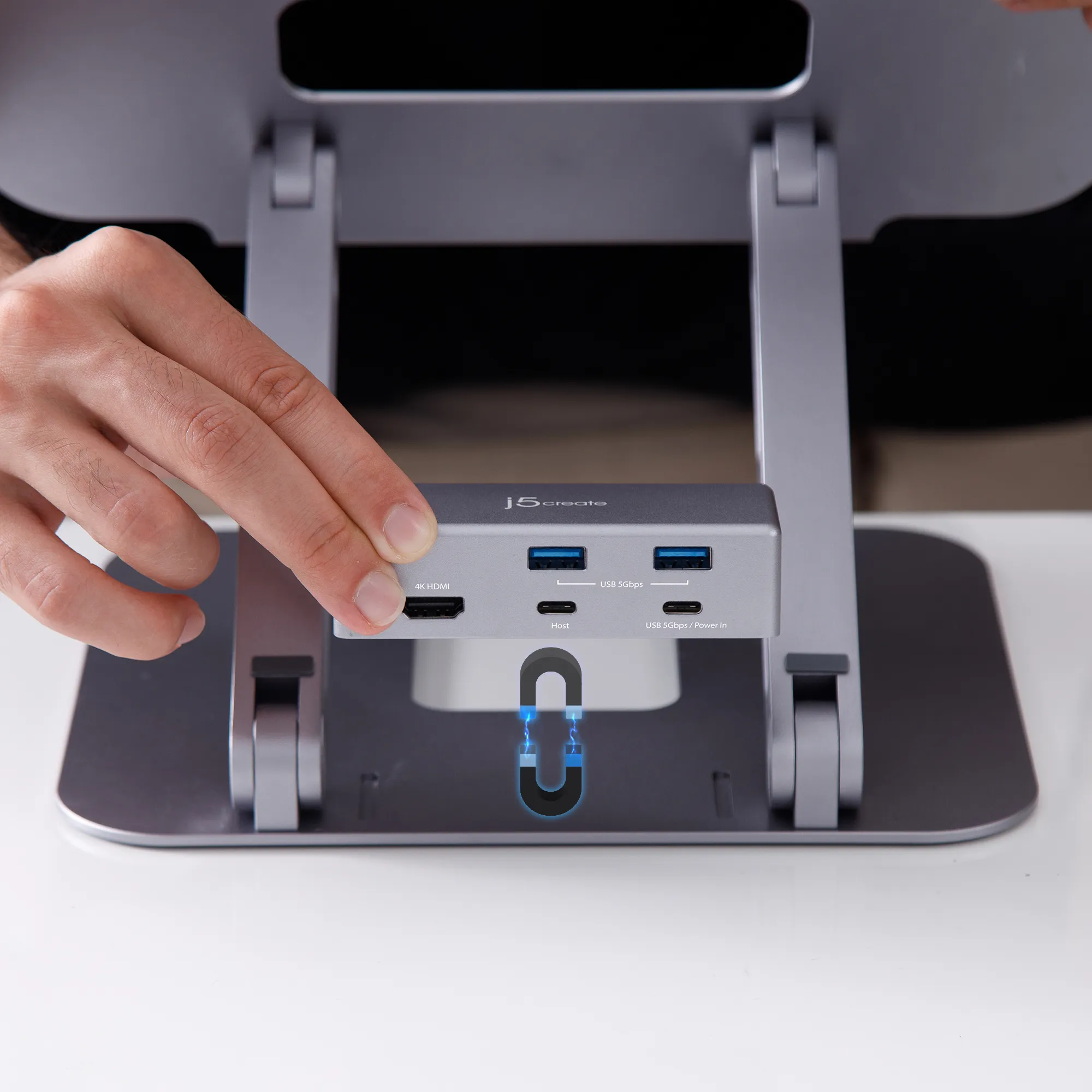 J5 Create MULTI-ANGLE 4K DOCKING STAND