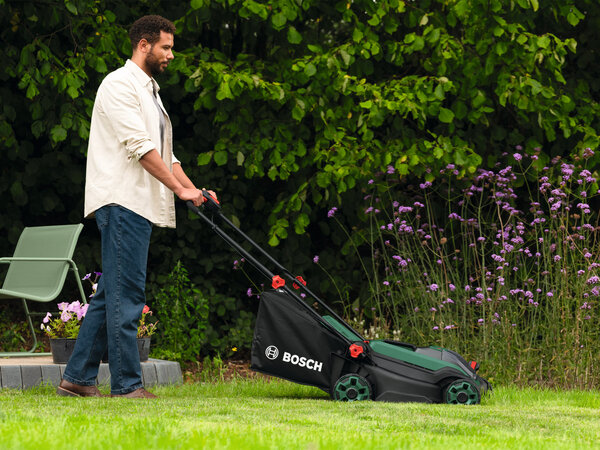 Bosch Rotak 18V2-38 Akkuruohonleikkuri, 38 cm, 18 V, Hiiliharjaton