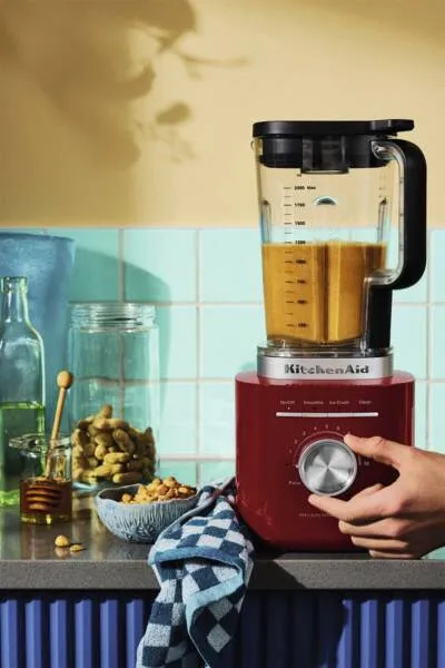 KitchenAid Pure Power 5KSB2073EER 1200W 2L Blender, Black, Red