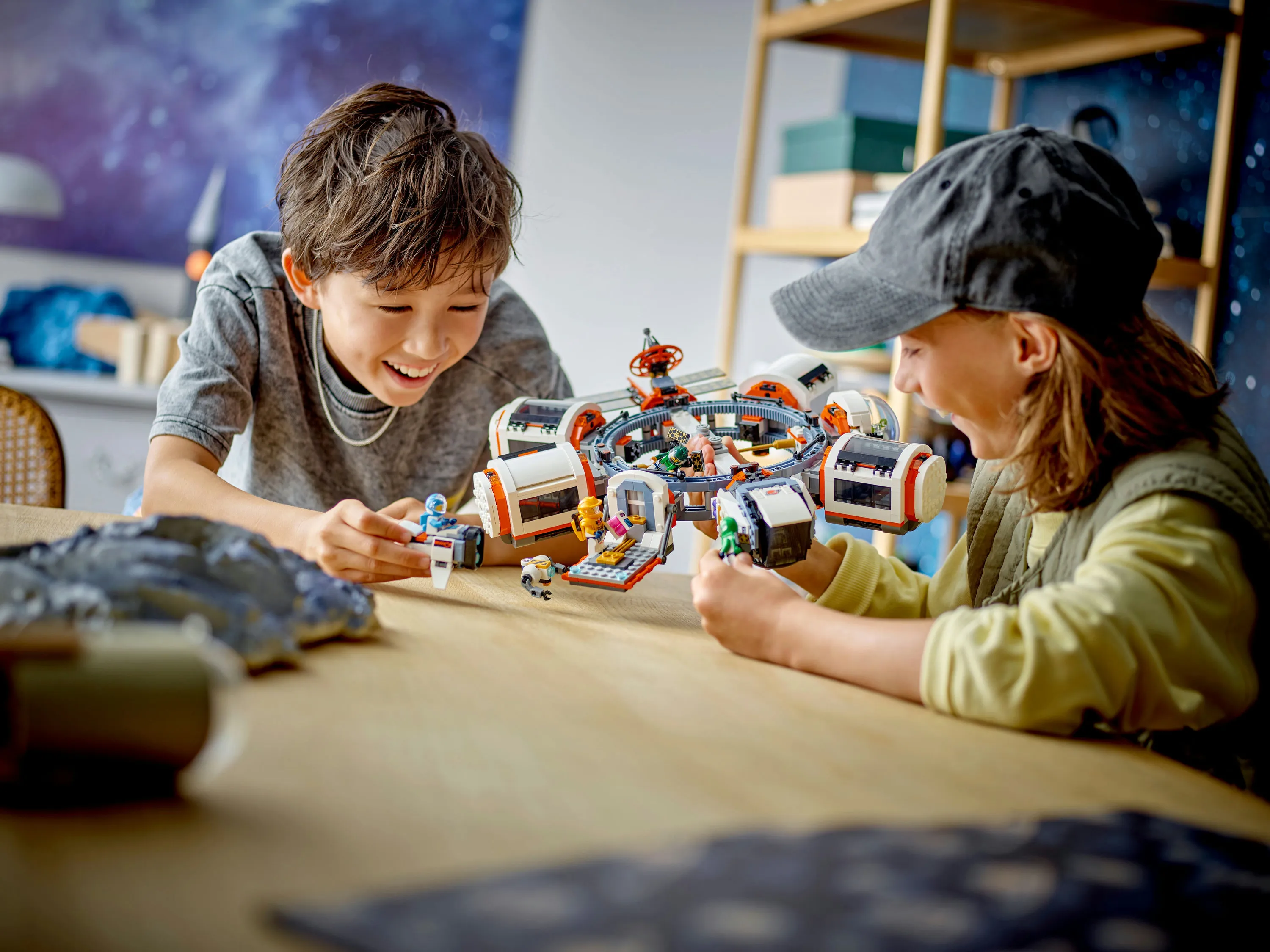 LEGO City Modular Space Station 60433