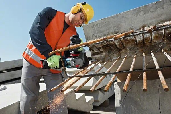 Bosch Professional GWS 18V-10 SC -akkukulmahiomakone