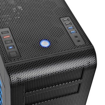 THERMALTAKE Core V71 Big Tower 3 preinstalled 20cm LED fans, I/O ports with 2x USB 2.0, 2x USB 3.0, 1 HD Audio, side window