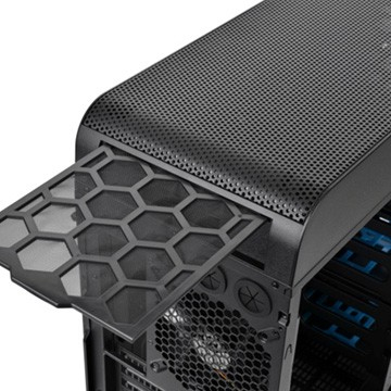 THERMALTAKE Core V71 Big Tower 3 preinstalled 20cm LED fans, I/O ports with 2x USB 2.0, 2x USB 3.0, 1 HD Audio, side window