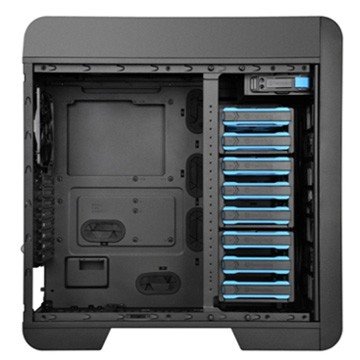 THERMALTAKE Core V71 Big Tower 3 preinstalled 20cm LED fans, I/O ports with 2x USB 2.0, 2x USB 3.0, 1 HD Audio, side window