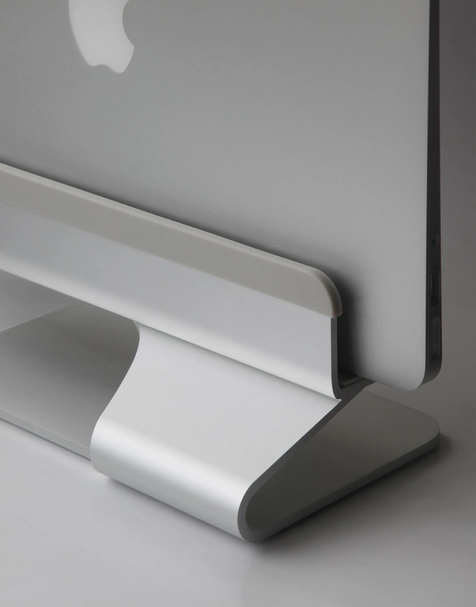 mTower Vertical Laptop Stand