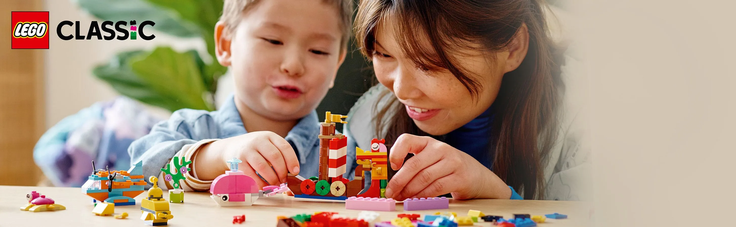 Lego Classic Kreativt havsskoj 11018