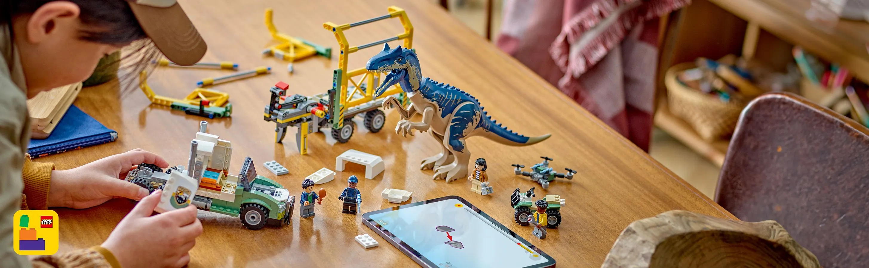 LEGO Jurassic World Dinosaurieoperationer: Allosauruslastbil 76966
