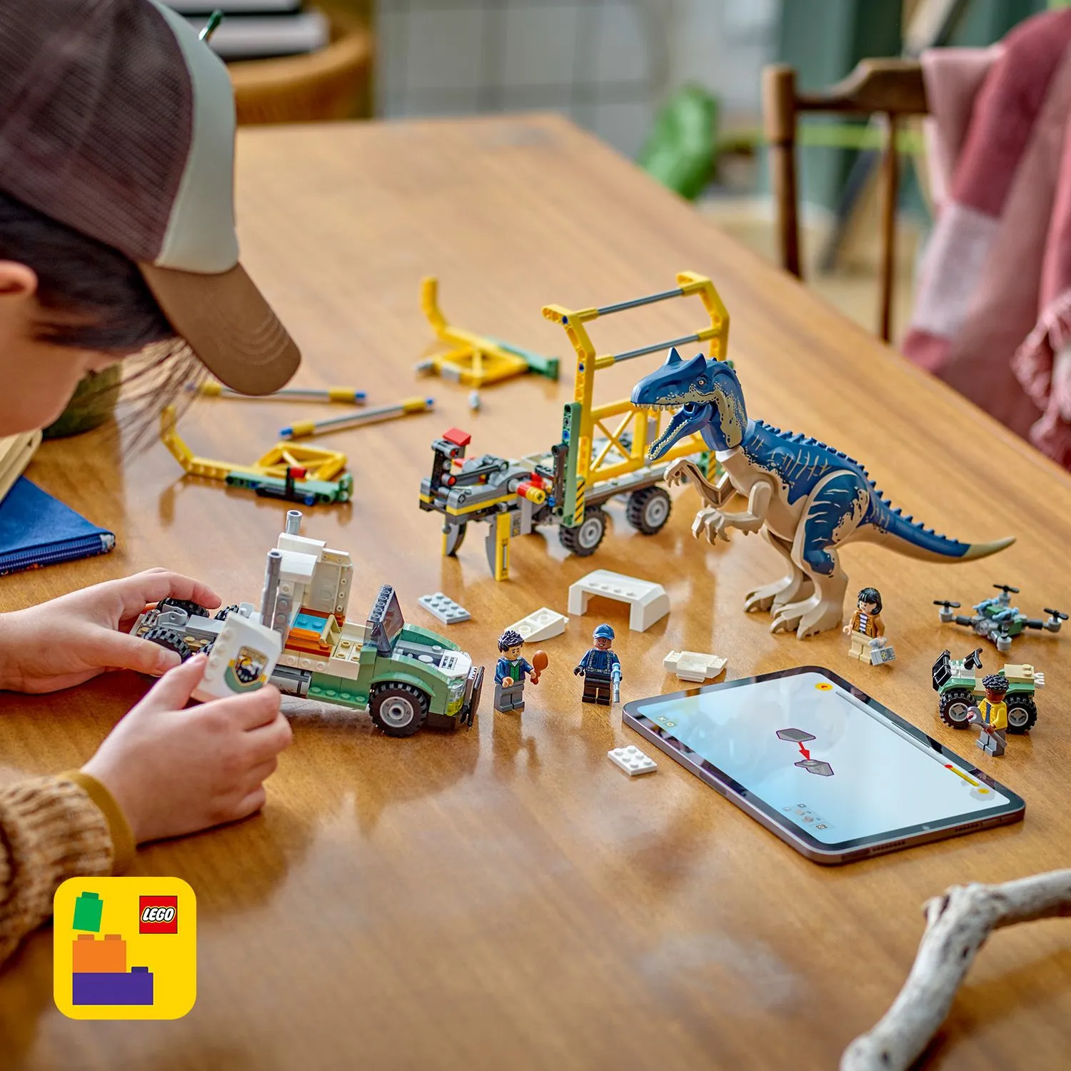 LEGO Jurassic World Dinosaurieoperationer: Allosauruslastbil 76966