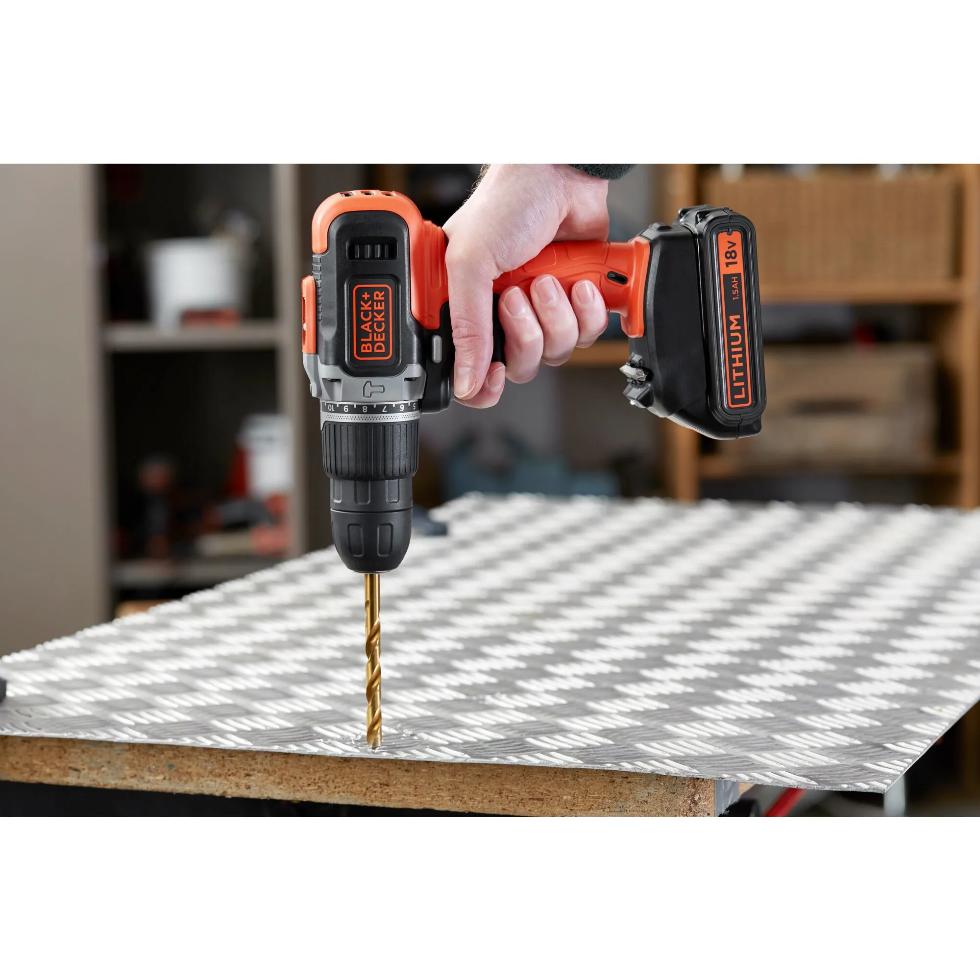 Black &amp; decker Impact drill 18v lithium-ion 2x1,5ah batt