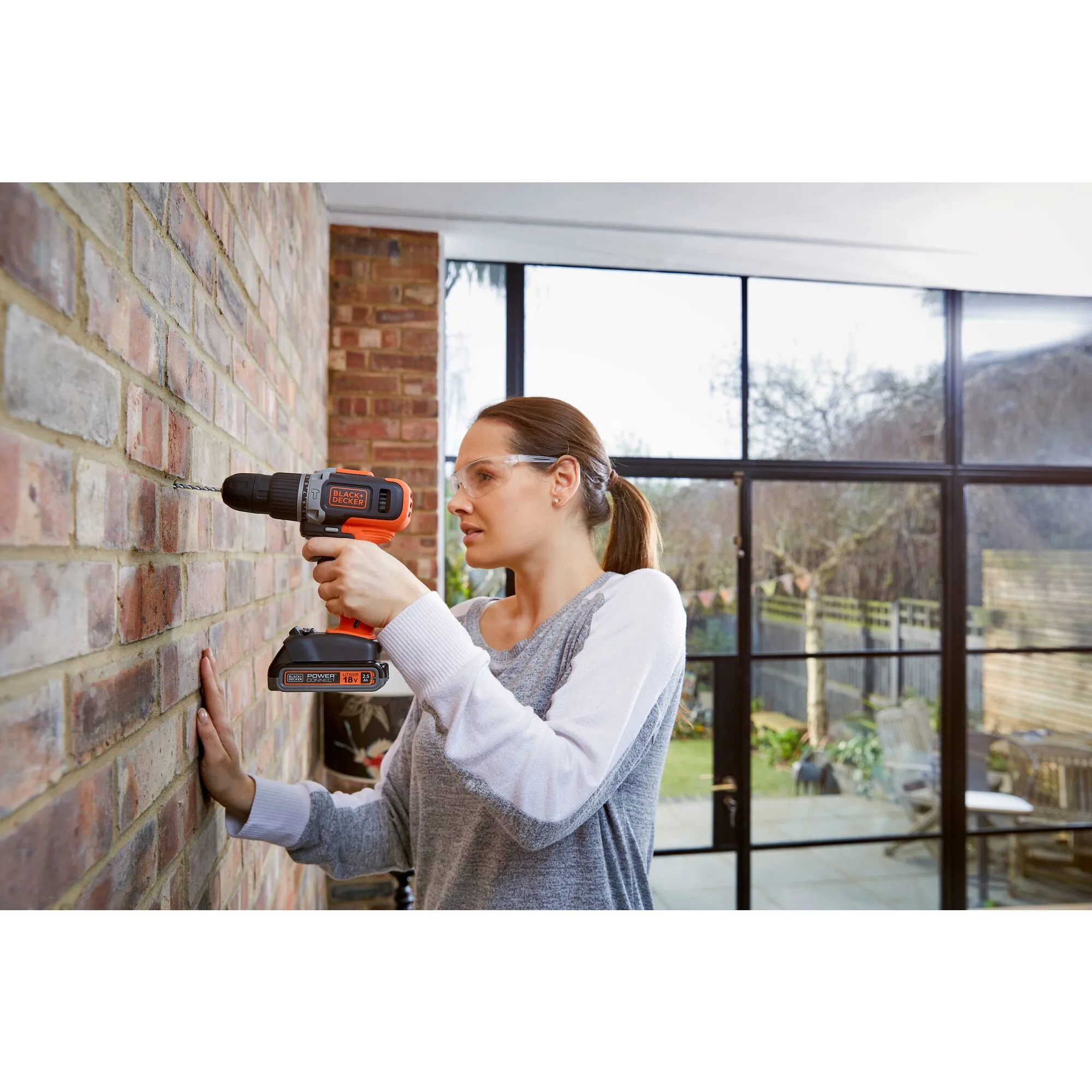 Black & decker Impact drill 18v lithium-ion 2x1,5ah batt