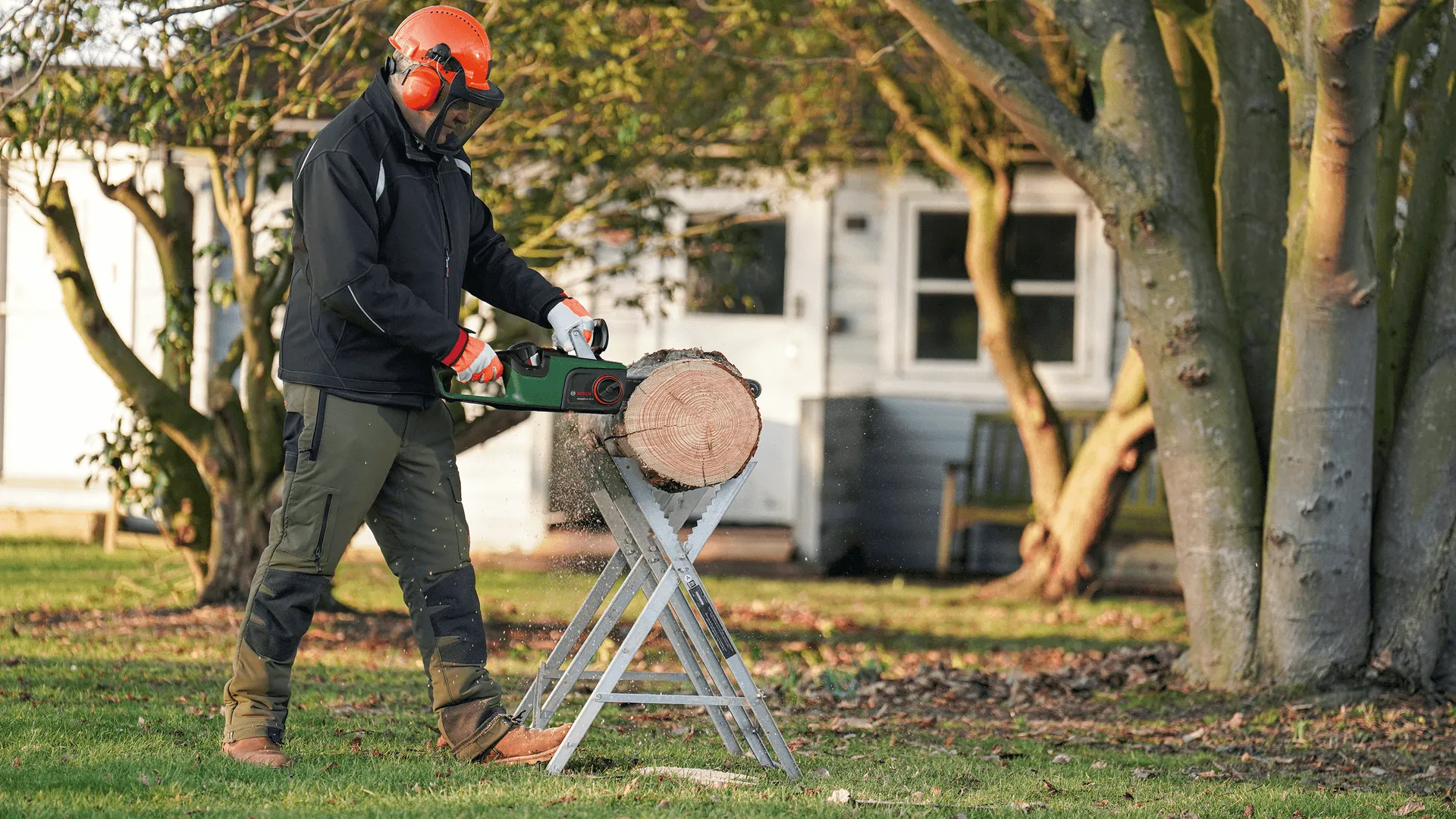 Bosch ADVANCEDCHAIN 36V-35-40 - battery chainsaw