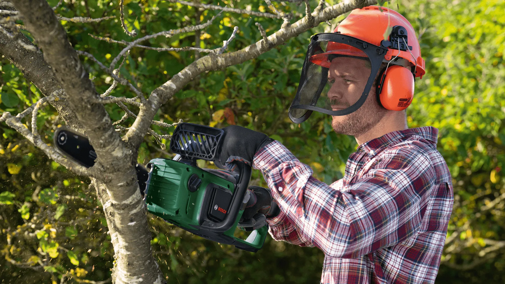 Bosch ADVANCEDCHAIN 36V-35-40 - battery chainsaw