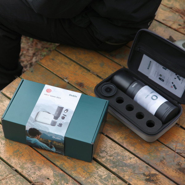 OutIn Traveler Espresso - travel kit, Space Grey