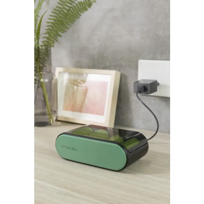 GP ReCyko Universal Charger
