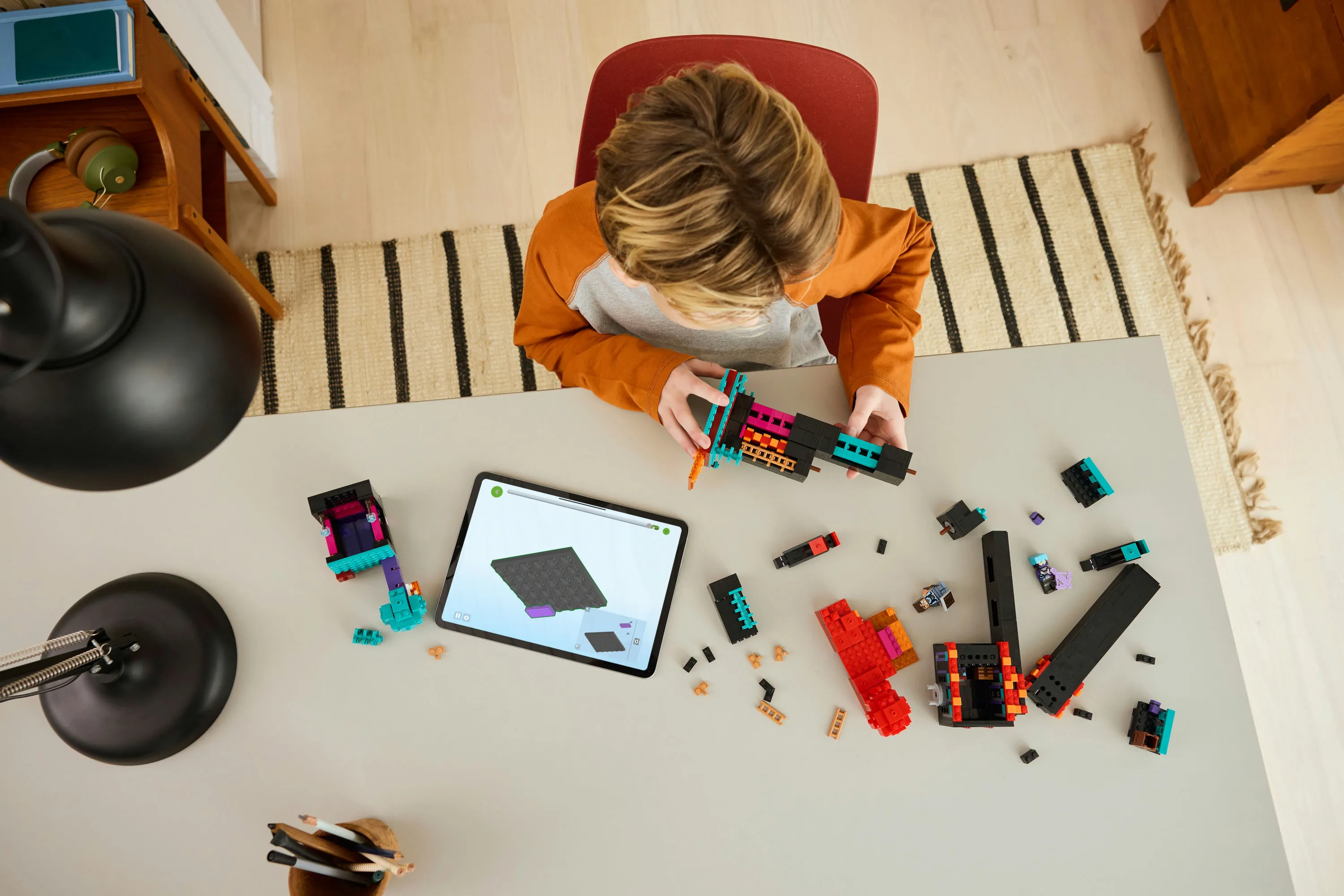 LEGO Minecraft &Auml;&auml;rel&auml;isen torni 21279