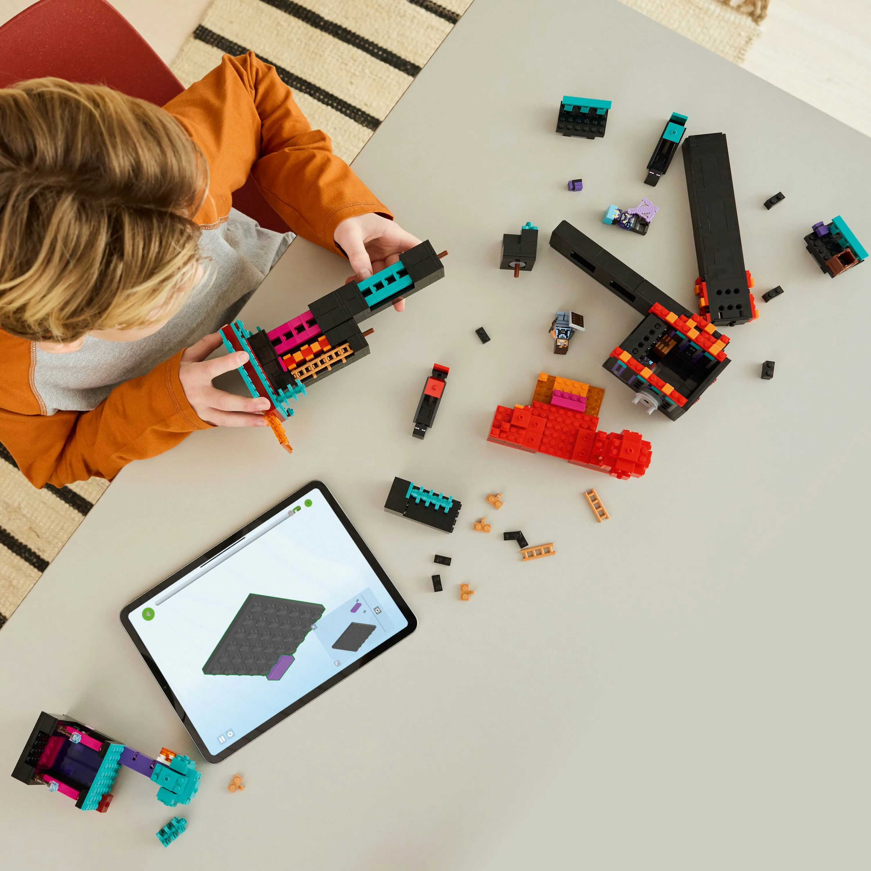 LEGO Minecraft &Auml;&auml;rel&auml;isen torni 21279