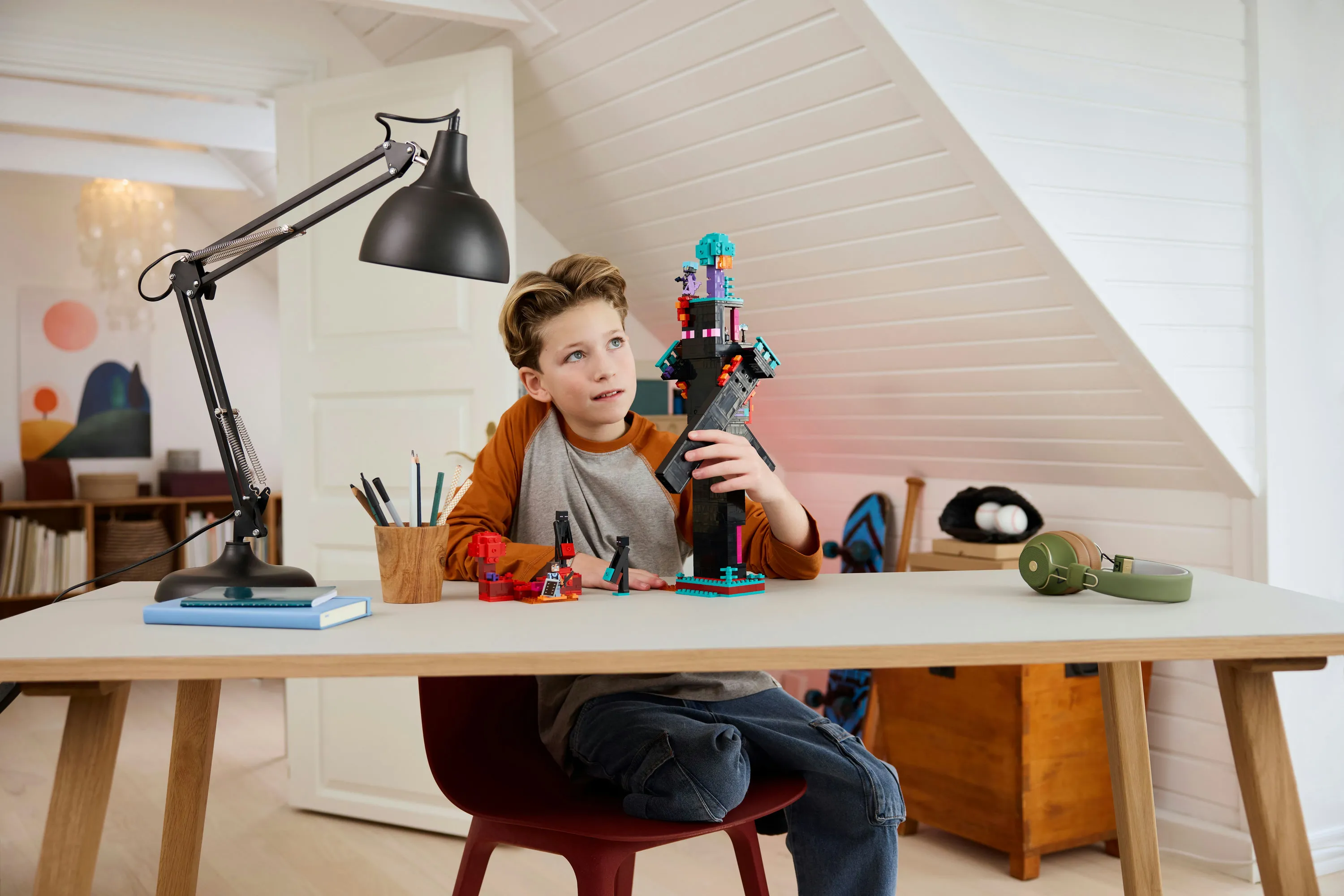 LEGO Minecraft &Auml;&auml;rel&auml;isen torni 21279