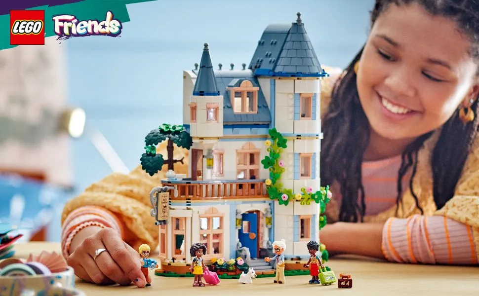 LEGO Friends Castle Inn 42638